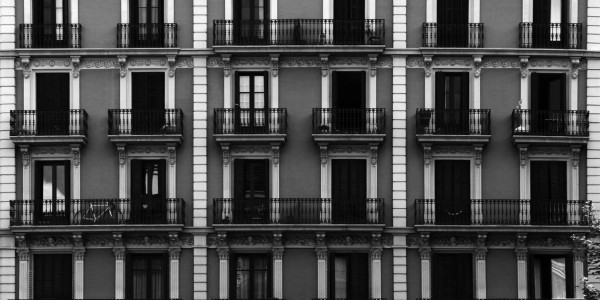 Derecho Inmobiliario / Abogados Inmobiliarios Madrid Centro · Reclamación Impagos Comunidades Vecinos / Propietarios